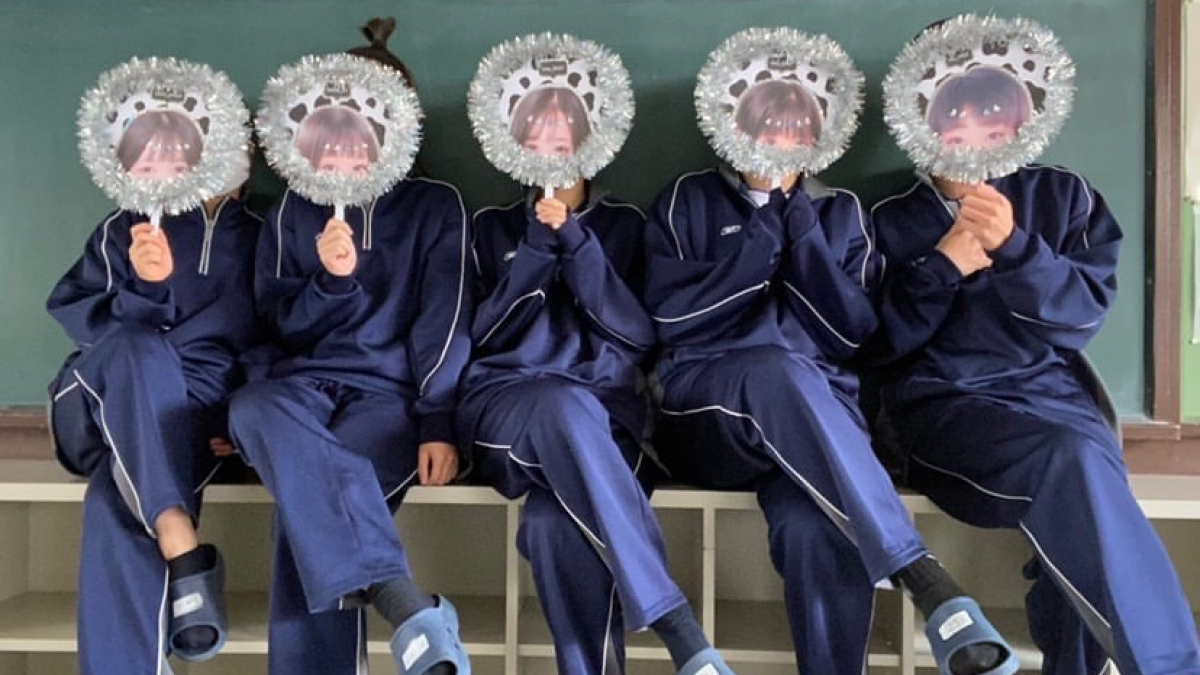 体育祭うちわデザインその1 :「牛柄」